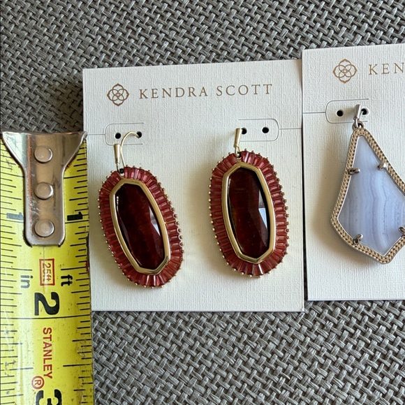 Kendra Scott Earring Set - Picture 10 of 12